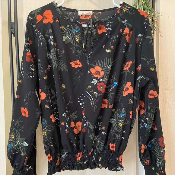 floral blouse - Picture 1 of 2